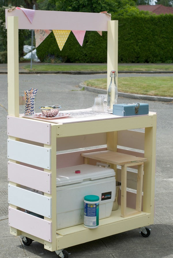 how to build a lemonade stand out of cardboard